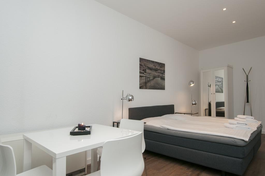Appartement Gästezimmer an der Elbphilharmonie contactless Check in à Hambourg Extérieur photo