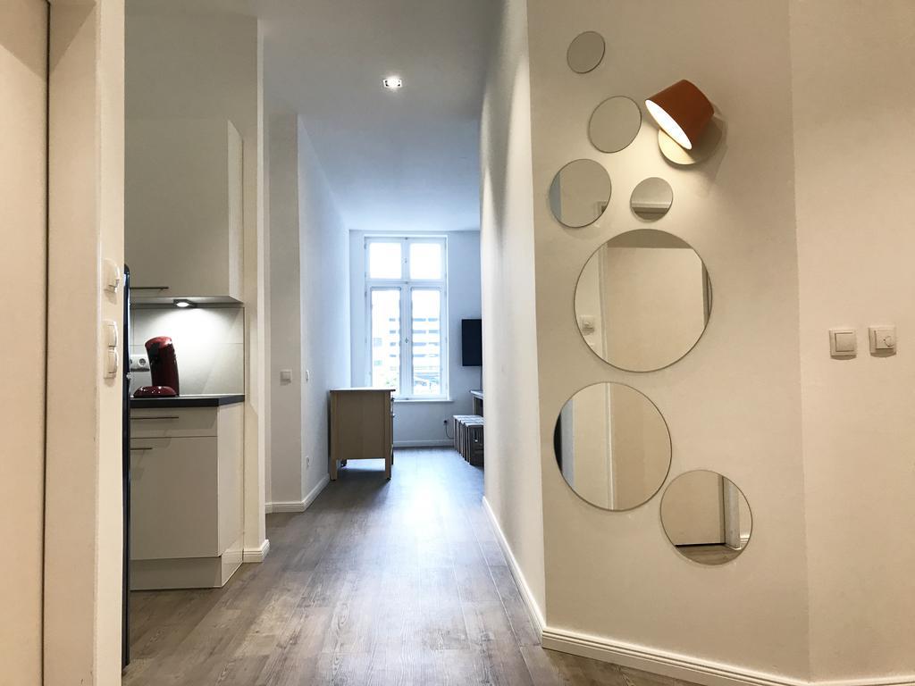 Appartement Gästezimmer an der Elbphilharmonie contactless Check in à Hambourg Extérieur photo
