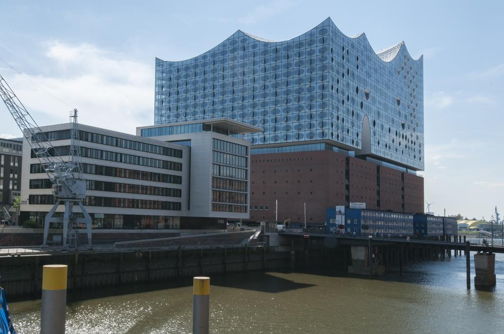 Appartement Gästezimmer an der Elbphilharmonie contactless Check in à Hambourg Extérieur photo